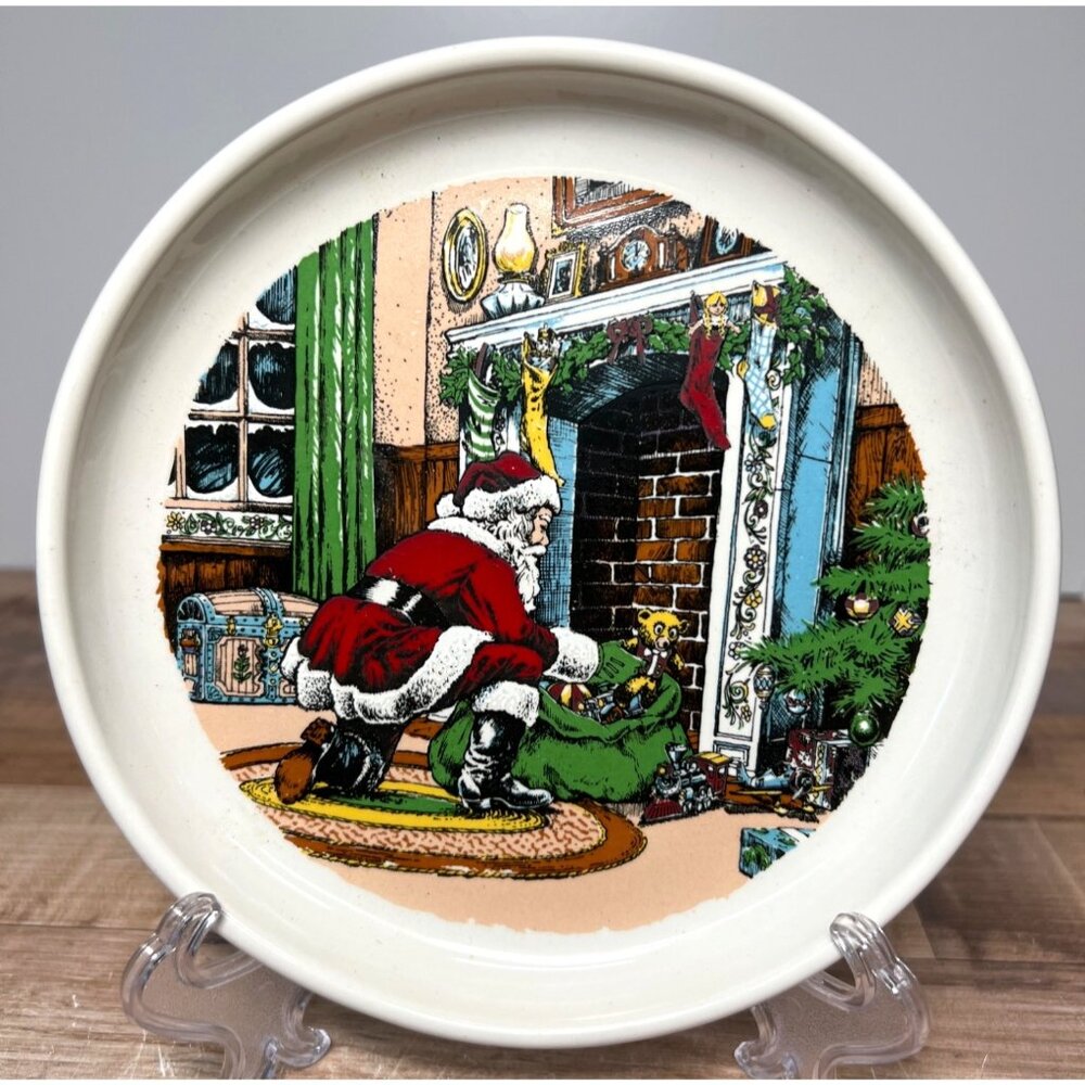 Vintage Clay Design Santa Christmas Dish